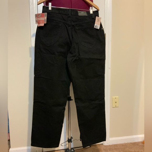 Lee Relax Fit Straight Leg Black Jeans Petite 12 NWT - Picture 4 of 10